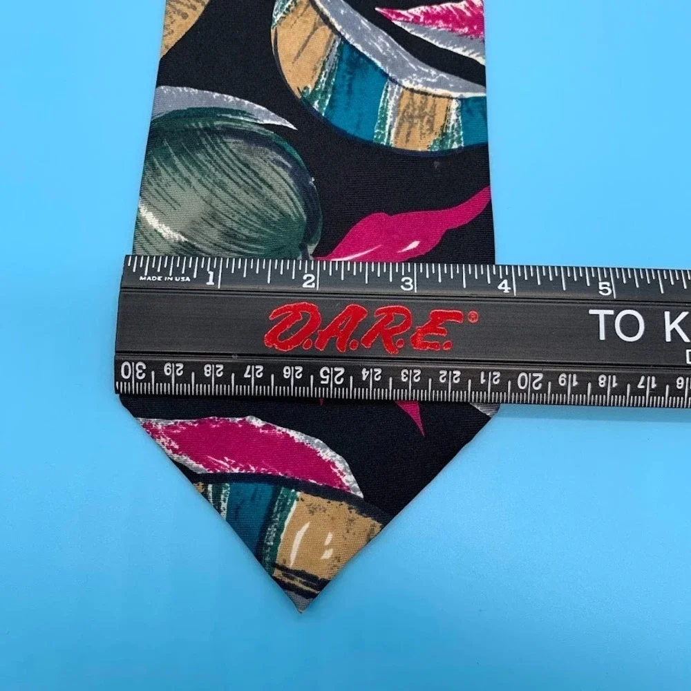 Vintage Adolfo Abstract Artsy Print Preppy All Silk Men's Classic Neck Tie